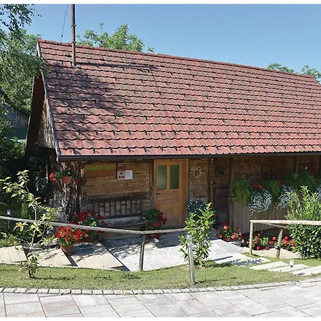 Homestead Bahor With Whirlpool - Happy Chalet