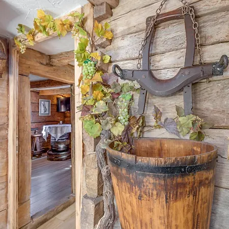 Chalet Homestead Bahor With Whirlpool - Happy Črnomelj