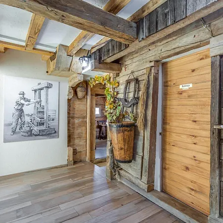 Homestead Bahor With Whirlpool - Happy Chalet Crnomelj