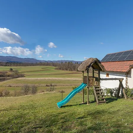 Homestead Bahor With Whirlpool - Happy Chalet Crnomelj