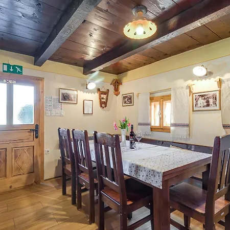 Chalet Homestead Bahor With Whirlpool - Happy *