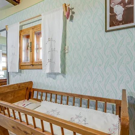 Chalet Bahor Heritage Stay & Jacuzzi - Happy Rentals Črnomelj