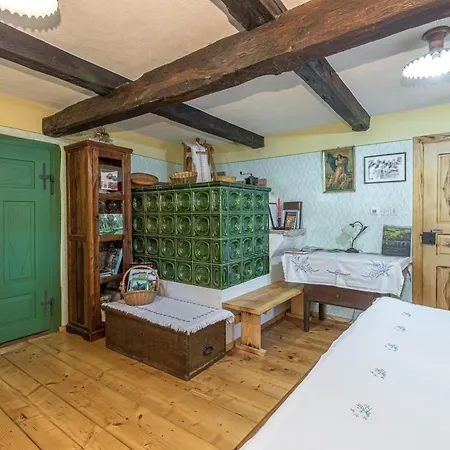 Bahor Heritage Stay & Jacuzzi - Happy Rentals Chalet Črnomelj