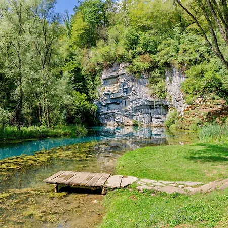 Chalet Bahor Heritage Stay & Jacuzzi - Happy Rentals