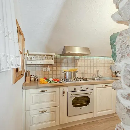 Chalet Bahor Heritage Stay & Jacuzzi - Happy Rentals