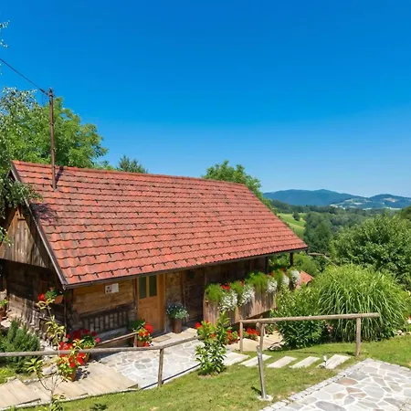 Bahor Heritage Stay & Jacuzzi - Happy Rentals Chalet