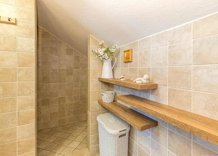 Homestead Bahor With Whirlpool - Happy * Črnomelj