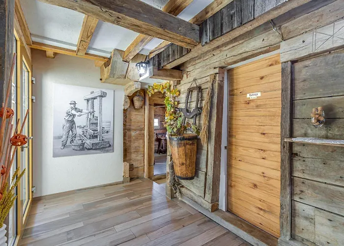 Homestead Bahor With Whirlpool - Happy شاليه Črnomelj