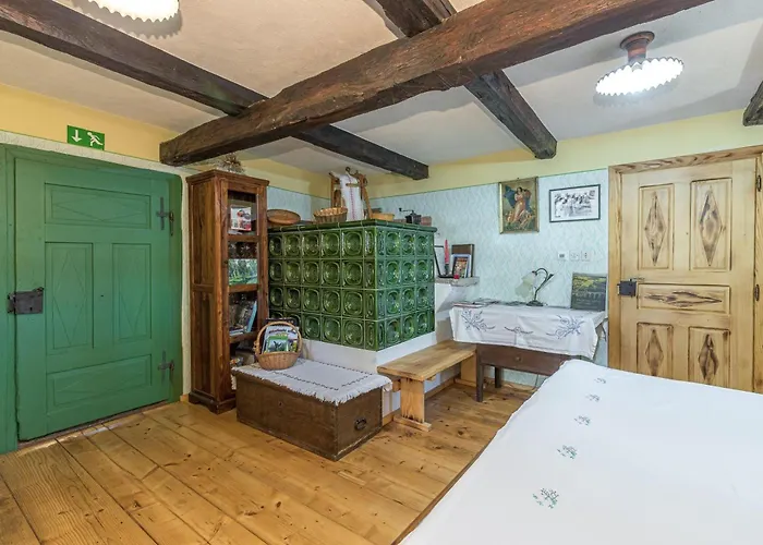 Homestead Bahor With Whirlpool - Happy شاليه Črnomelj