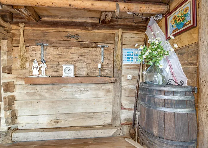 شاليه Homestead Bahor With Whirlpool - Happy Črnomelj